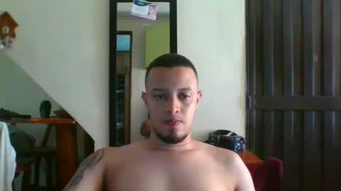 tripode2017 online show from 01-14-25, 05:45