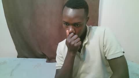 Snapshot of trisbaby3 chatting on 10-29-25, 08:49 Tris6 online show from 10-29-25, 08:49