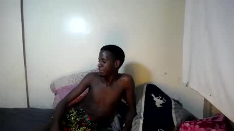 Snapshot of trisboo5 chatting on 01-14-25, 07:32 Trisboo5 online show from 01-14-25, 07:32