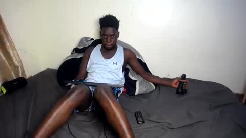 Snapshot of trisboo5 chatting on 02-22-25, 06:19 Trisboo5 online show from 02-22-25, 06:19