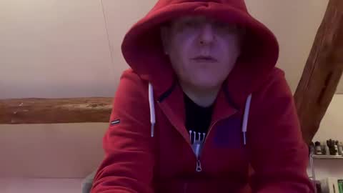 Snapshot of tritonspace chatting on 02-22-25, 11:46 Triton online show from 02-22-25, 11:46
