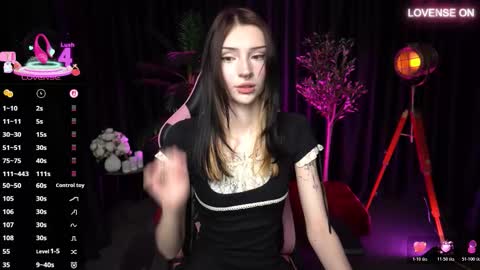 Snapshot of trix_void chatting on 02-17-26, 11:29 trix_void online show from 02-17-26, 11:29