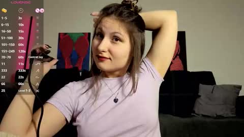 trixibell online show from 12-20-25, 04:52