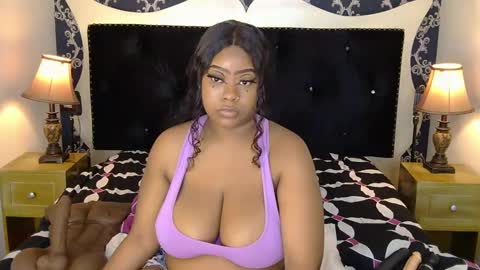 Snapshot of trixiemar chatting on 02-01-25, 06:08 TrixieMar online show from 02-01-25, 06:08