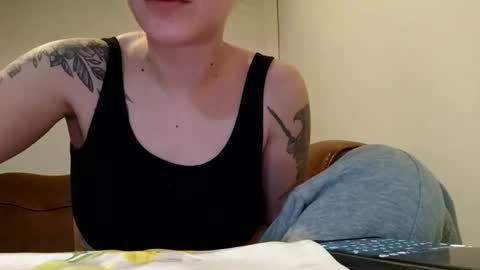 Snapshot of trixiepage23 chatting on 04-04-26, 11:35 Trixie Page online show from 04-04-26, 11:35