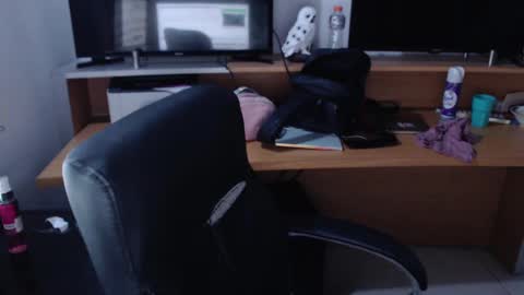 trixxiee_ online show from 12-16-24, 02:25