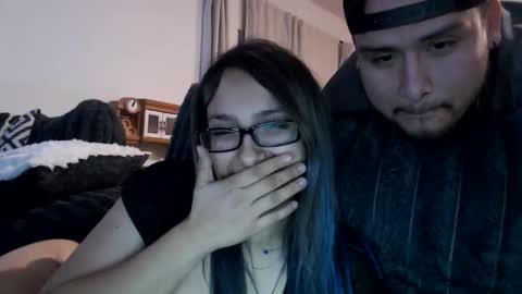 Snapshot of trixy79100 chatting on 12-01-25, 06:07 trixy79100 online show from 12-01-25, 06:07