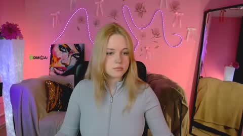 Trixy online show from 04-28-26, 12:32