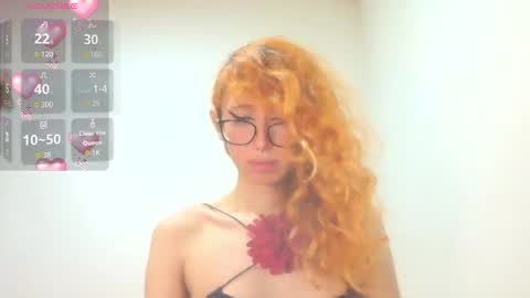 Snapshot of trixy_roses chatting on 11-30-25, 05:50 Trixy Rose online show from 11-30-25, 05:50