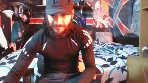 Snapshot of trizquelmen chatting on 12-03-25, 07:12 Andrew online show from 12-03-25, 07:12