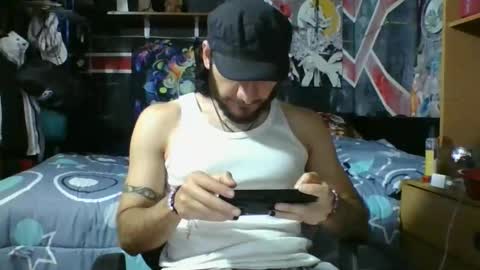 Snapshot of trizquelmen chatting on 01-09-26, 07:00 Andrew online show from 01-09-26, 07:00