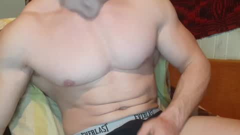 Snapshot of troncq chatting on 01-05-25, 03:13 Troncq online show from 01-05-25, 03:13