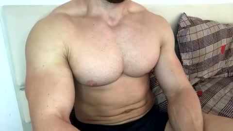 Snapshot of troncq chatting on 09-17-25, 09:11 Troncq online show from 09-17-25, 09:11