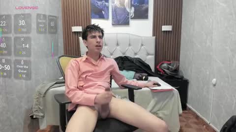 Snapshot of troy_boy20 chatting on 10-18-25, 04:30 Troy online show from 10-18-25, 04:30