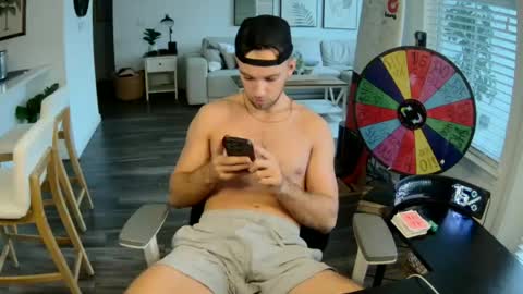 Snapshot of troy_greenxo chatting on 06-26-26, 10:36 Troy Green online show from 06-26-26, 10:36