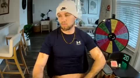Snapshot of troy_greenxo chatting on 07-12-26, 09:50 Troy Green online show from 07-12-26, 09:50