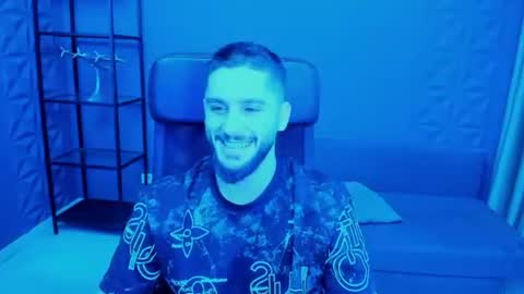 Snapshot of troywade chatting on 07-13-26, 04:48 TroyWade online show from 07-13-26, 04:48