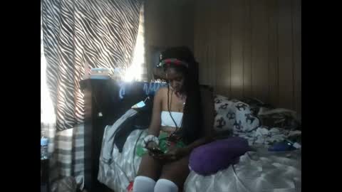 Snapshot of trublu2018 chatting on 04-28-26, 05:29 trublu2018 online show from 04-28-26, 05:29