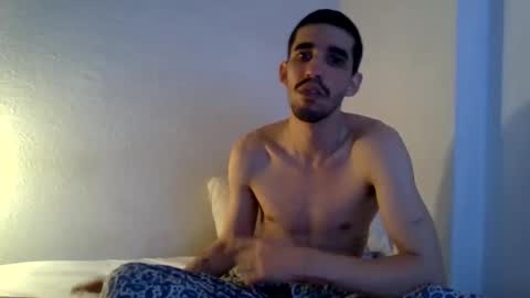 Snapshot of trueblove chatting on 11-12-25, 12:44 trueblove online show from 11-12-25, 12:44