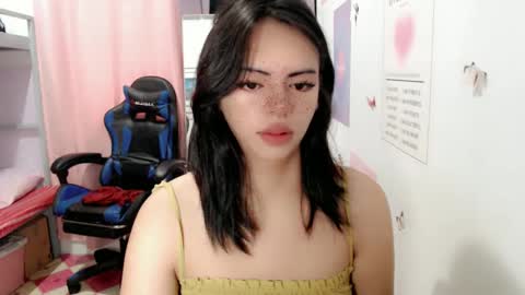 Dhalia online show from 12-30-24, 01:37