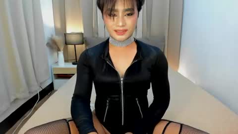YOUR MISTRESS online show from 06-18-26, 11:36