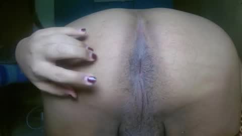 Snapshot of tsbigmama chatting on 11-18-25, 11:48 tsbigmama online show from 11-18-25, 11:48