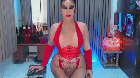 Snapshot of tsbubblebutt chatting on 12-30-24, 07:15 Tsbubblebutt online show from 12-30-24, 07:15