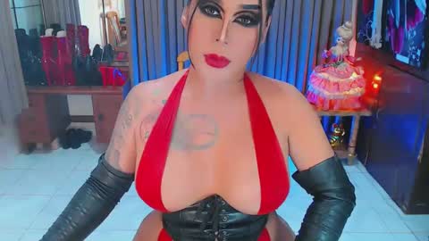 Snapshot of tsbubblebutt chatting on 02-08-25, 09:03 Tsbubblebutt online show from 02-08-25, 09:03