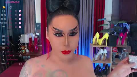 Snapshot of tsbubblebutt chatting on 11-21-25, 04:55 Tsbubblebutt online show from 11-21-25, 04:55