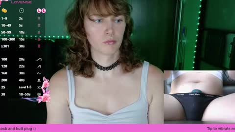 Snapshot of tsellieryder chatting on 09-13-25, 01:27 Ellie Ryder online show from 09-13-25, 01:27