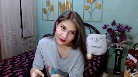 SHENA  online show from 02-17-25, 03:53