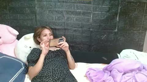 SHENA  online show from 06-30-26, 05:36