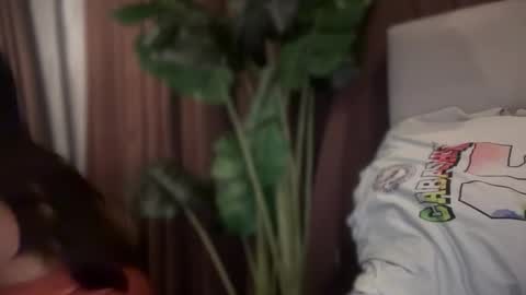 Snapshot of tsgirlcutie chatting on 11-24-25, 07:41 Valeria online show from 11-24-25, 07:41