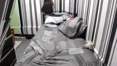 tsjussy online show from 10-18-25, 04:30