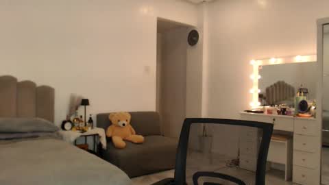  Love Marie  online show from 06-10-26, 07:18