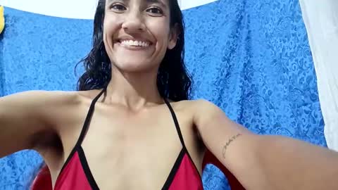 Snapshot of tsmilingg chatting on 06-01-26, 11:06 Dulce online show from 06-01-26, 11:06