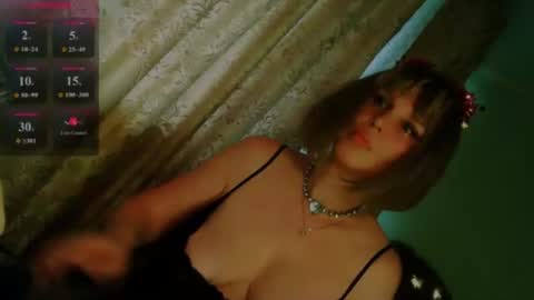 Annika online show from 07-28-26, 10:54