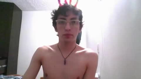 Snapshot of tsuki0308 chatting on 01-17-25, 01:57 tsuki0308 online show from 01-17-25, 01:57