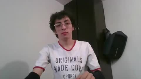 Snapshot of tsuki0308 chatting on 02-12-25, 08:29 tsuki0308 online show from 02-12-25, 08:29