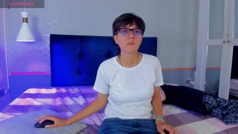 Snapshot of tsuki_maru chatting on 09-13-25, 08:19 Maru online show from 09-13-25, 08:19