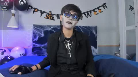 Snapshot of tsuki_maru chatting on 10-14-25, 07:58 Maru online show from 10-14-25, 07:58