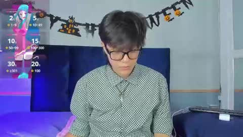 Snapshot of tsuki_maru chatting on 10-26-25, 08:04 Maru online show from 10-26-25, 08:04