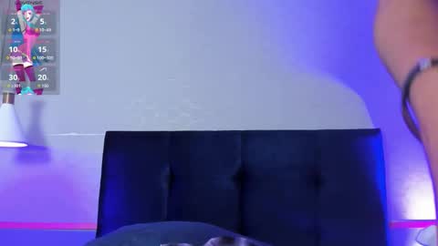 Snapshot of tsuki_maru chatting on 01-12-26, 03:01 Maru online show from 01-12-26, 03:01