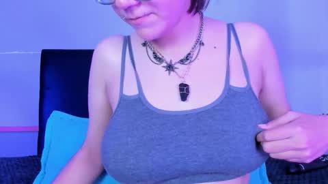 Snapshot of tsuki_maru chatting on 02-09-26, 09:08 Maru online show from 02-09-26, 09:08