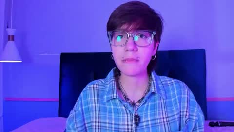 Snapshot of tsuki_maru chatting on 02-11-26, 12:10 Maru online show from 02-11-26, 12:10