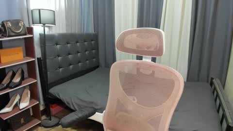 Snapshot of tsuncutrhein chatting on 03-13-26, 09:21 tsuncutrhein online show from 03-13-26, 09:21