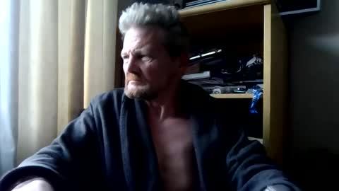 Snapshot of ttb2769 chatting on 01-06-25, 01:41 ttb2769 online show from 01-06-25, 01:41