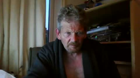 Snapshot of ttb2769 chatting on 09-26-25, 05:44 ttb2769 online show from 09-26-25, 05:44