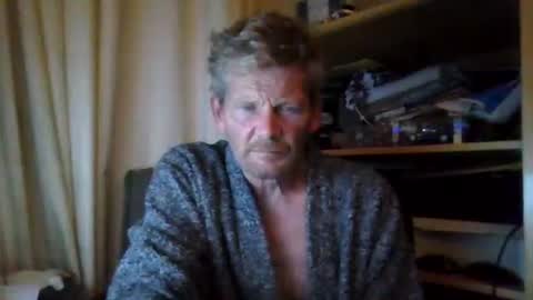 Snapshot of ttb2769 chatting on 10-13-25, 05:40 ttb2769 online show from 10-13-25, 05:40