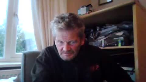 Snapshot of ttb2769 chatting on 10-15-25, 06:46 ttb2769 online show from 10-15-25, 06:46
